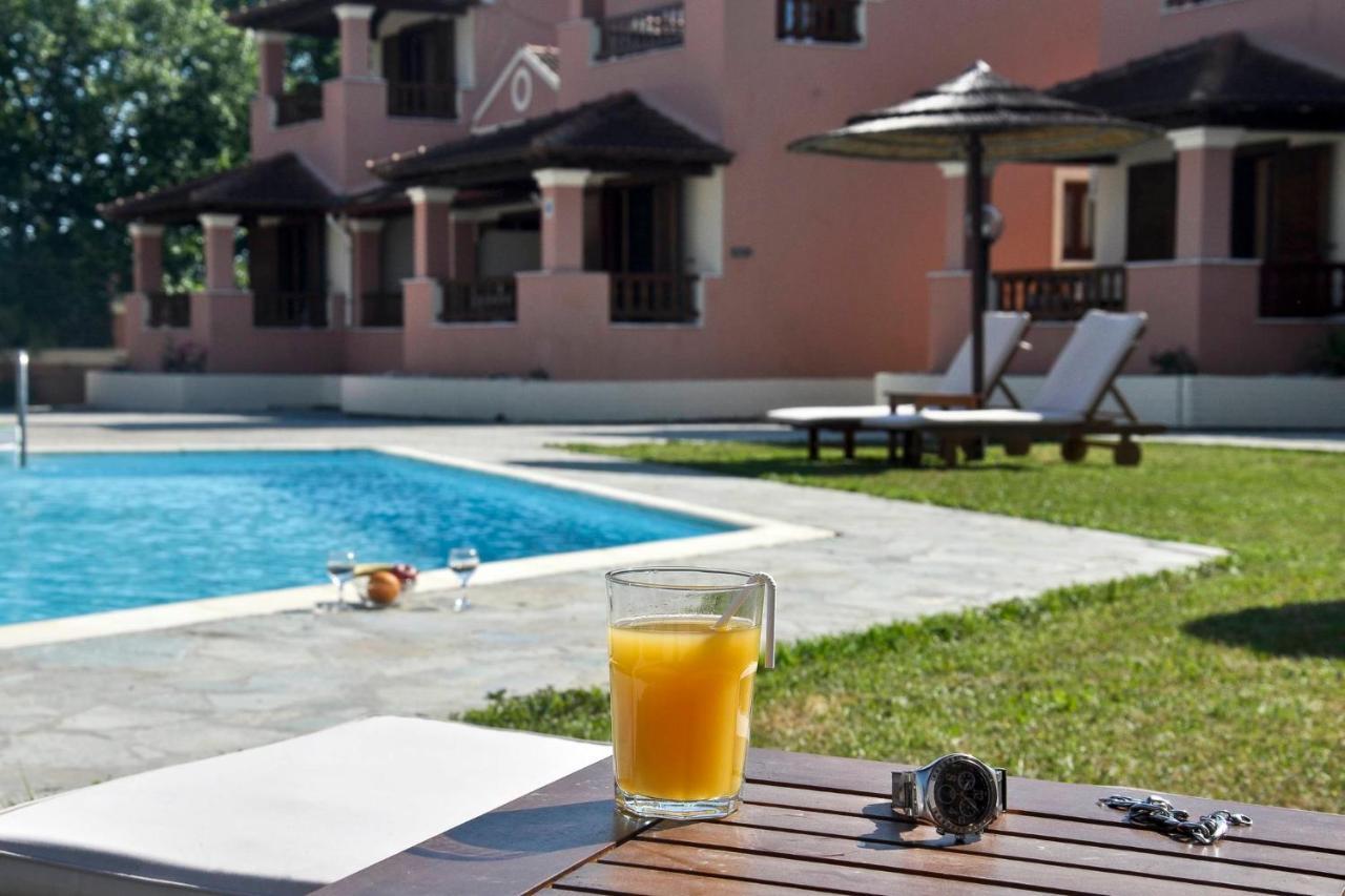 Louvros Apartments Sidari  Exterior photo