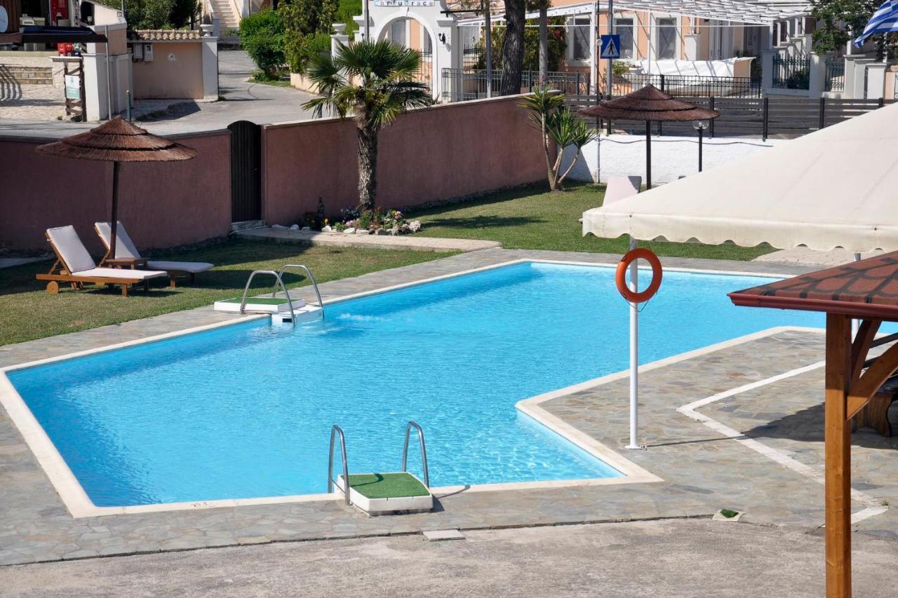 Louvros Apartments Sidari  Exterior photo